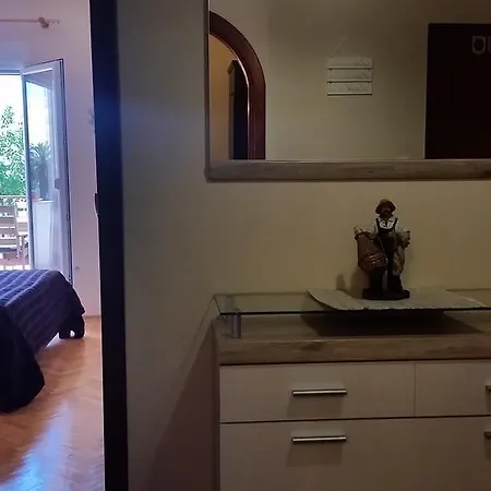 Dream Vacation Apartment Podstrana